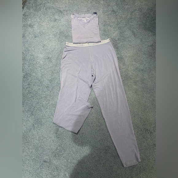 Calvin Klein 2 Piece Sleepwear/Loungewear  Size S/P Short Sleeve - Picture 4 of 9